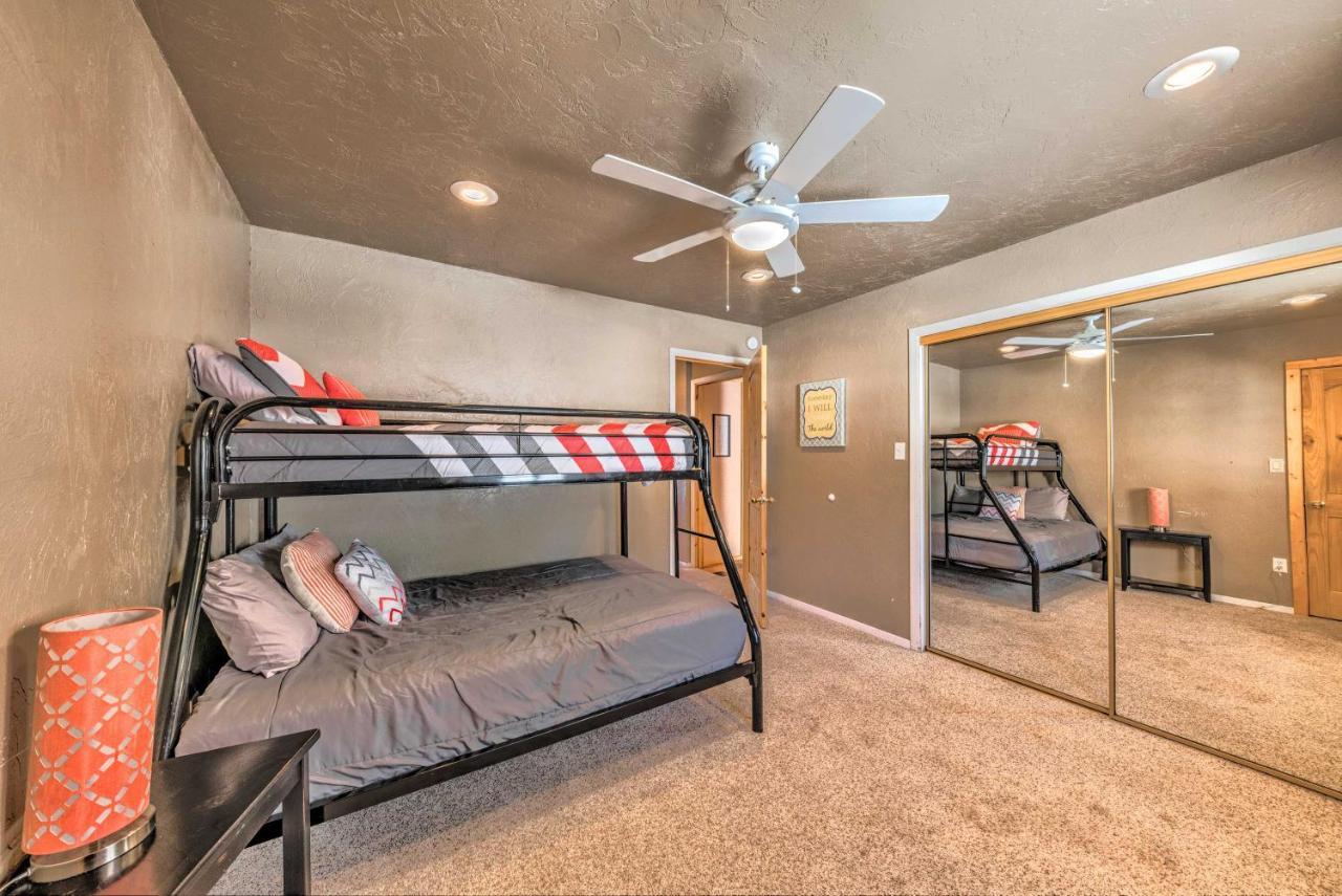 Spacious Ruidoso Home With Hot Tub And Fireplaces Exterior photo