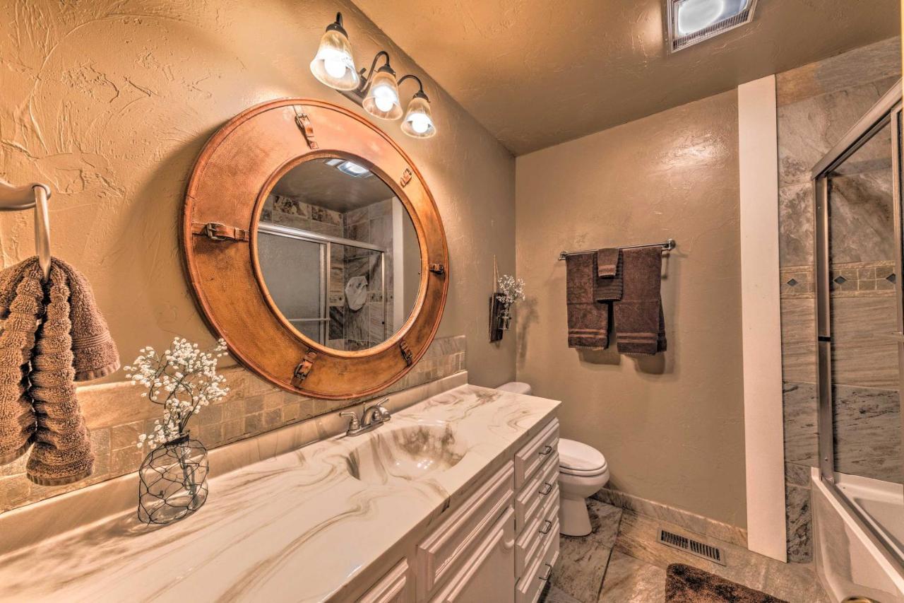 Spacious Ruidoso Home With Hot Tub And Fireplaces Exterior photo